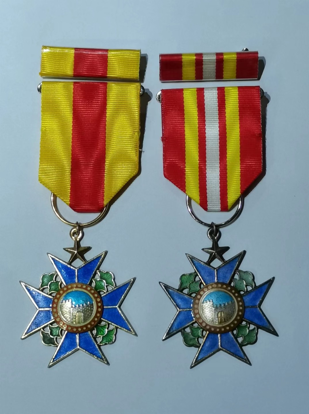 [珍藏世界]干城奖章乙种一二等（国1760.国4544）