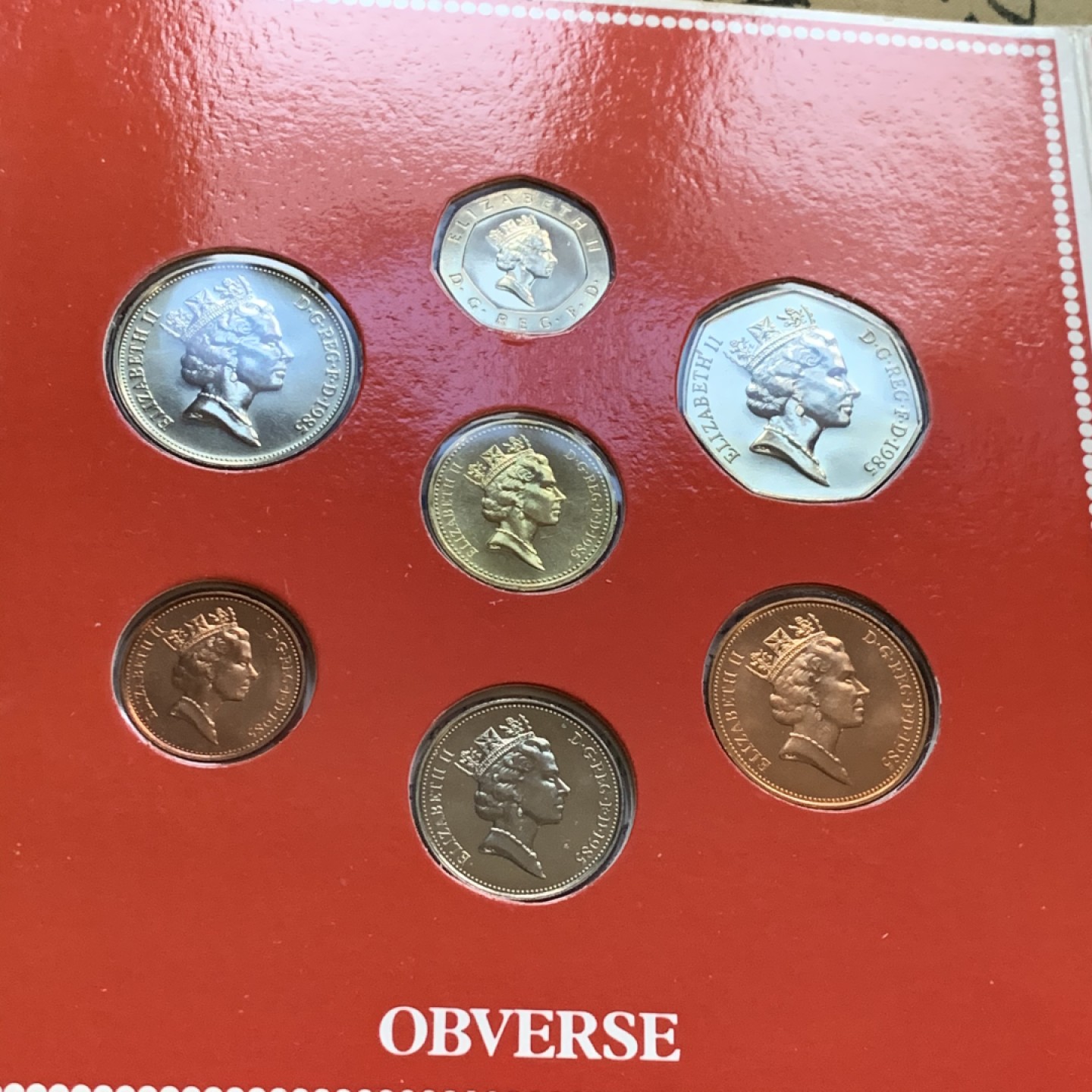 《竞宝斋》第47场-本周日，周一2场连拍（全场不限金额包邮） 英国1985年硬币套装