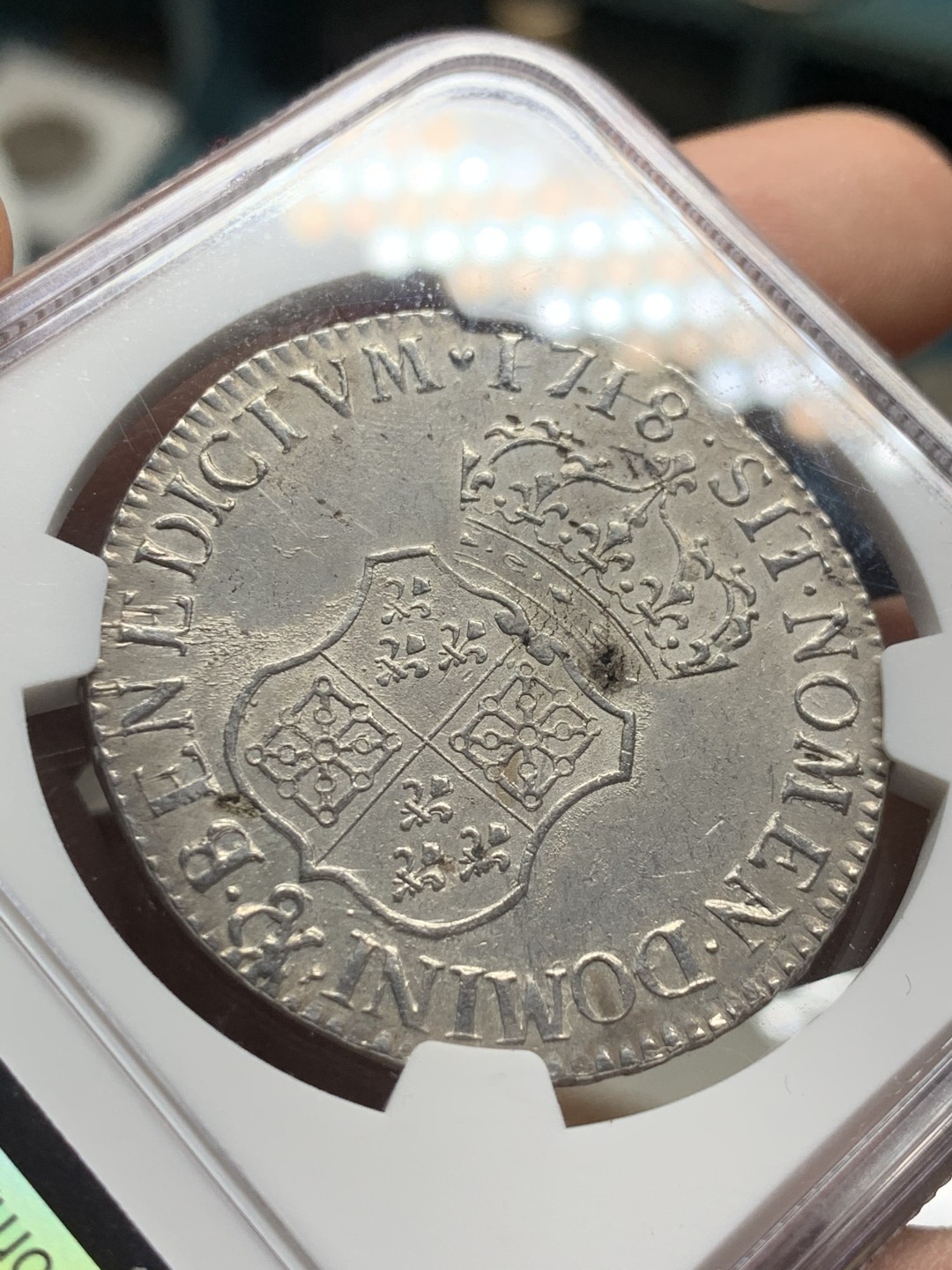 《竞宝斋》第47场-本周日，周一2场连拍（全场不限金额包邮） NGC AUD 法国 1718年 路易十五 小孩 大头版 埃居大银币 没有减重痕的比较难得