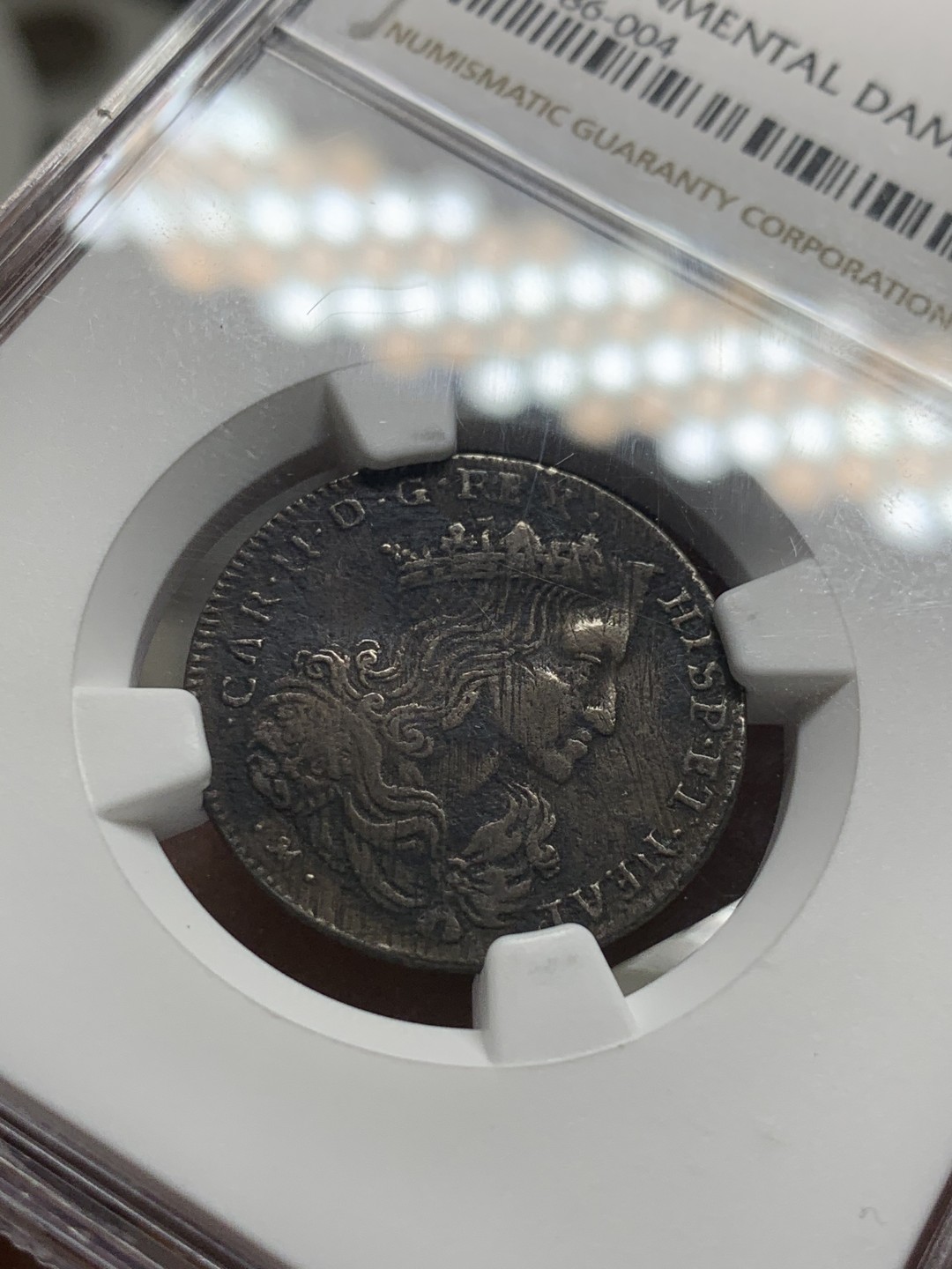 《竞宝斋》第47场-本周日，周一2场连拍（全场不限金额包邮） 1694年那不勒斯-恶魔查理二世20G NGC VF-DETAILS原味银币。稀少款。