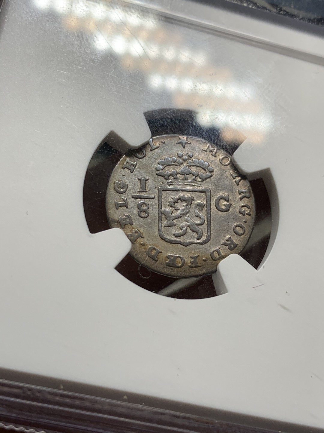 《竞宝斋》第47场-本周日，周一2场连拍（全场不限金额包邮） NGC XF40 荷属 巴达维亚共和国 1802年 1/8G 好味道好状态 船和狮子轮廓清晰 少见品种