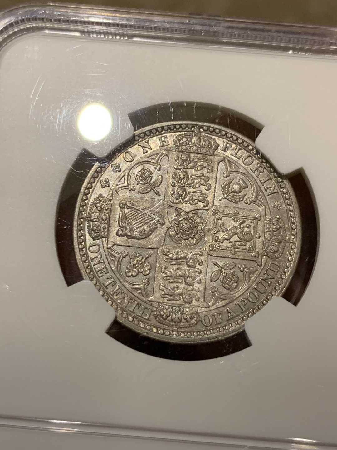 《竞宝斋》第47场-本周日，周一2场连拍（全场不限金额包邮） NGC-AU58 英国 1849 无神弗洛林，淡彩，经典品种，不容错过