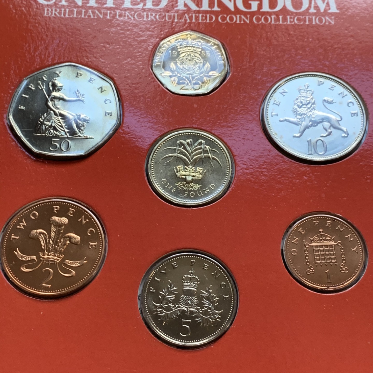 《竞宝斋》第47场-本周日，周一2场连拍（全场不限金额包邮） 英国1985年硬币套装