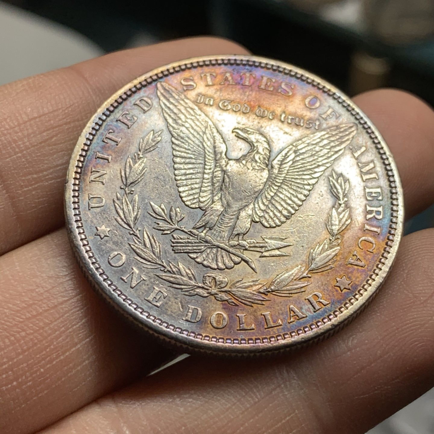 《竞宝斋》第47场-本周日，周一2场连拍（全场不限金额包邮） 1884年摩根银元 黑五彩 AU 五彩摩根