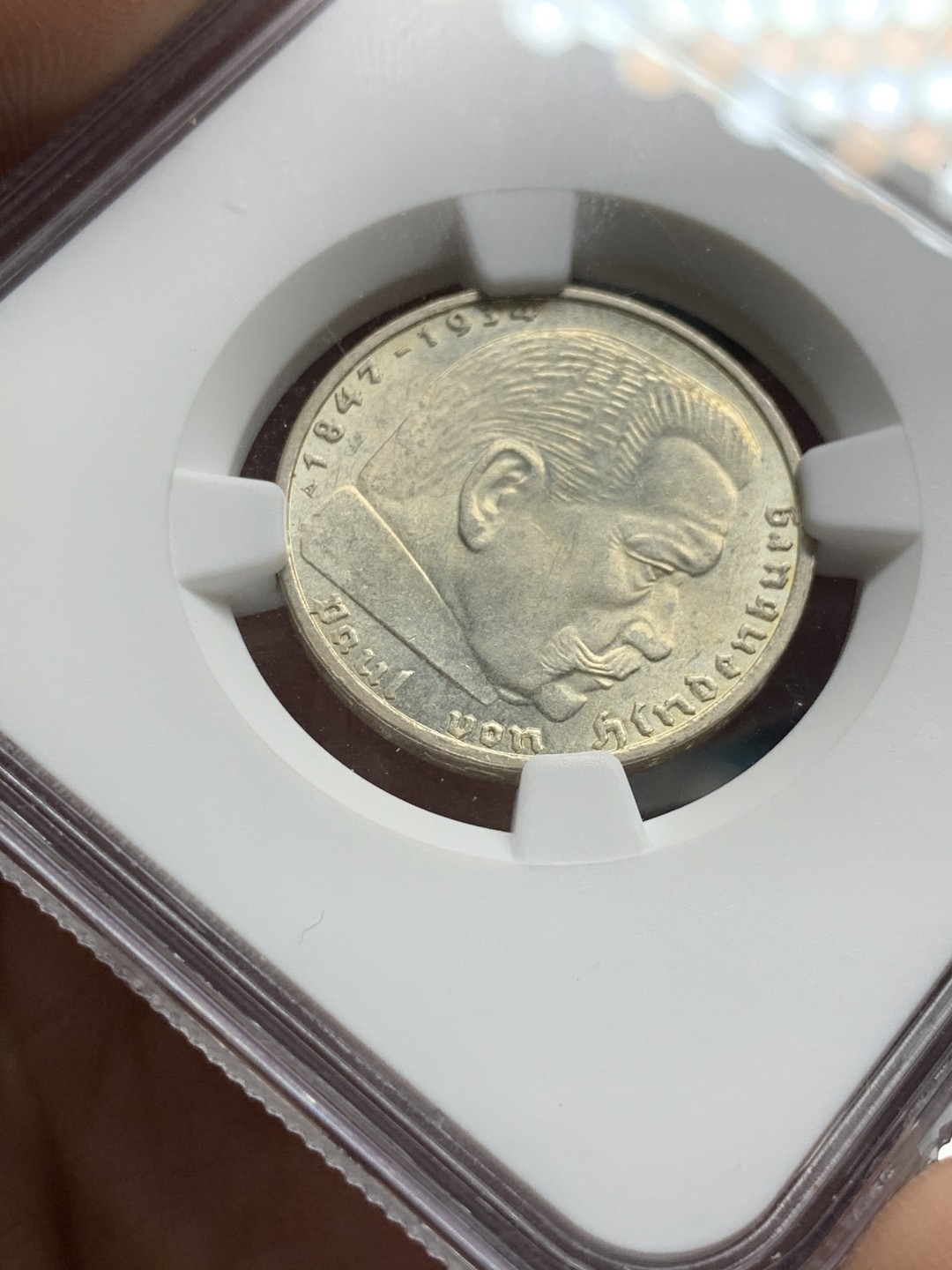 《竞宝斋》第47场-本周日，周一2场连拍（全场不限金额包邮） NGC-MS62 德国1939年A厂 兴登堡2马克 黄油光好品 