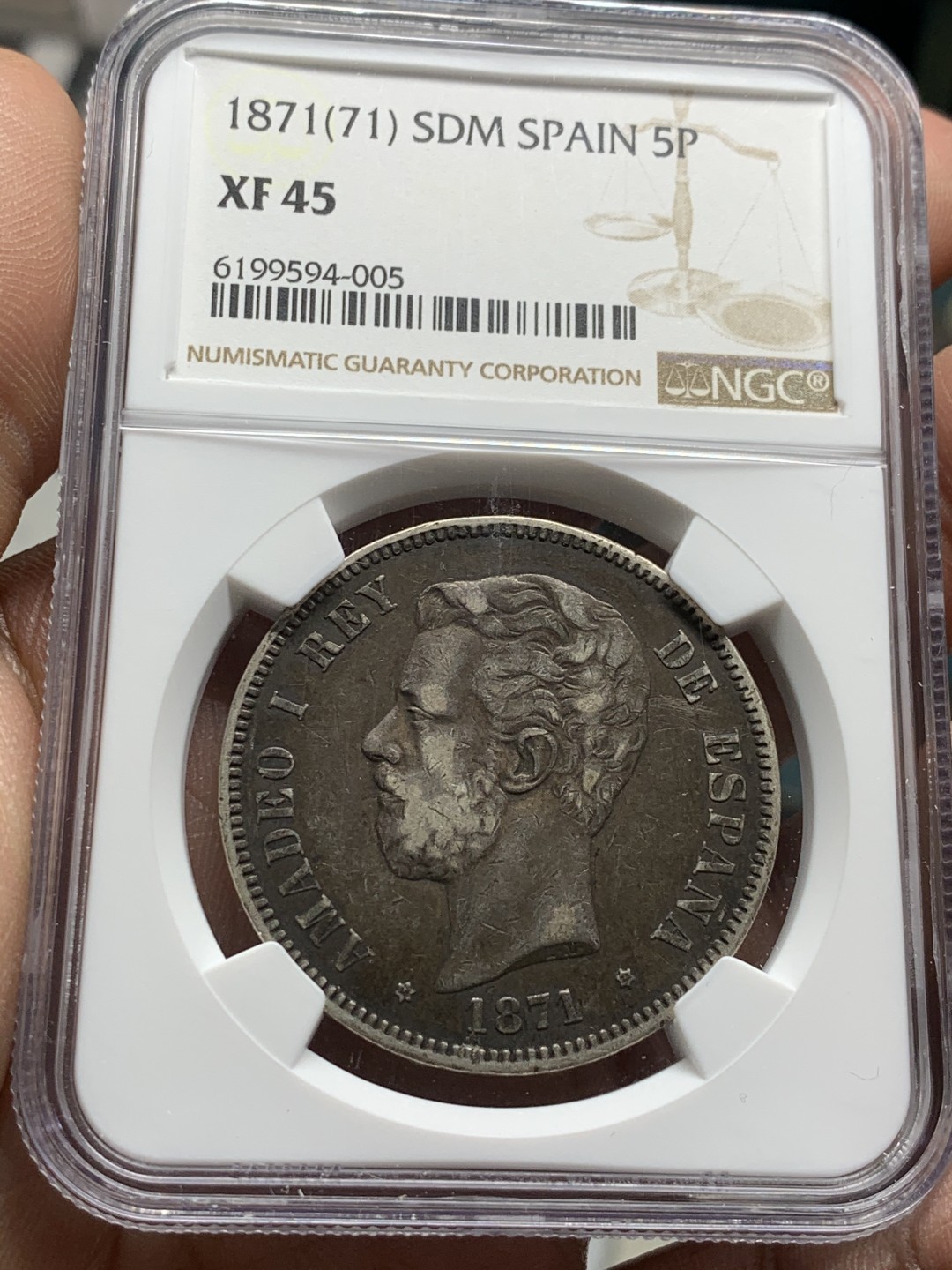 《竞宝斋》第47场-本周日，周一2场连拍（全场不限金额包邮） NGC XF45 西班牙 1871年 阿玛迪奥一世 5比塞塔 双柱银币 发须清晰 炭黑包浆