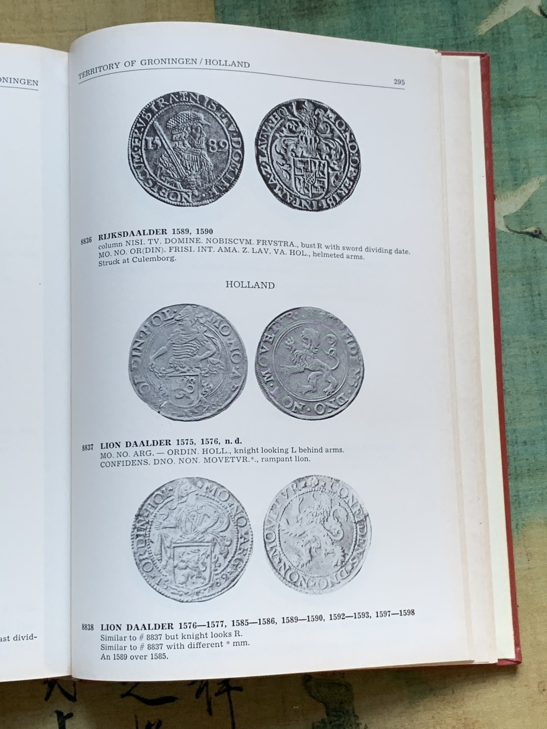 《竞宝斋》第47场-本周日，周一2场连拍（全场不限金额包邮） 达文波特 1484-1600 欧洲克朗目录 这个时期的克书已经找不到了，难得资料 厚达330页，评级币的DAV编号就来自于此