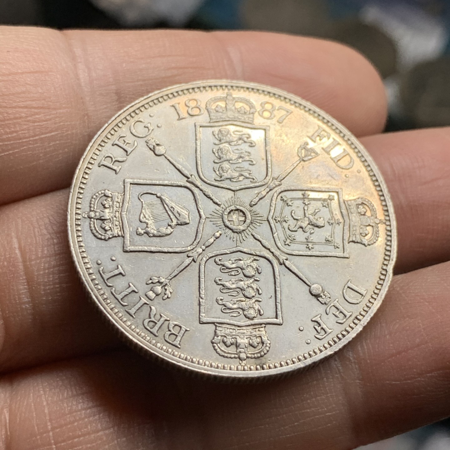 《竞宝斋》第47场-本周日，周一2场连拍（全场不限金额包邮） AU 英国 1887年 维多利亚高冠双弗洛林银币 细节丰富清晰 