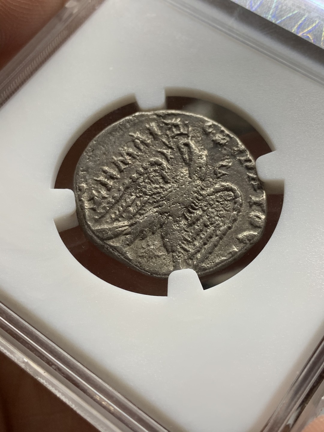 《竞宝斋》第47场-本周日，周一2场连拍（全场不限金额包邮） 公元 218-222年 古罗马 叙利亚行省 4德 银币 13.19克 背面是闪电鹰