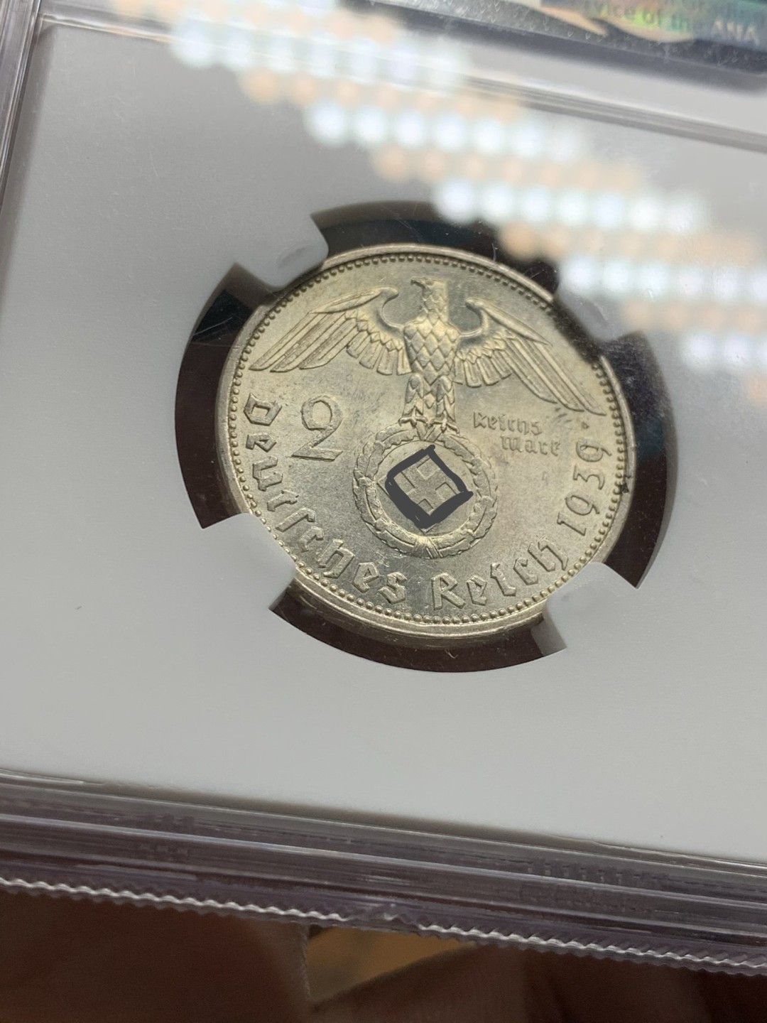 《竞宝斋》第47场-本周日，周一2场连拍（全场不限金额包邮） NGC-MS62 德国1939年A厂 兴登堡2马克 黄油光好品 