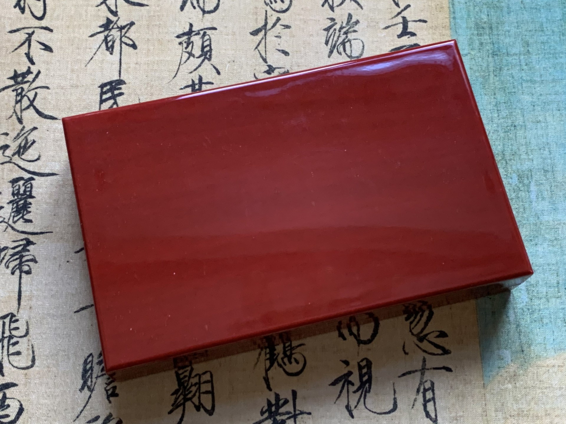 《竞宝斋》第47场-本周日，周一2场连拍（全场不限金额包邮） 台湾省 2008年生肖鼠年精制生肖银币三枚套，完美品相，高档木礼盒，少⻅，发行量仅15万枚