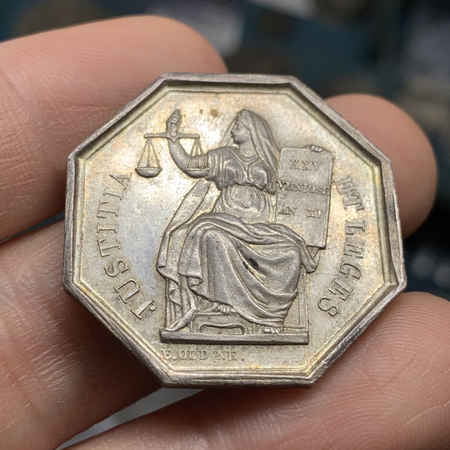 《竞宝斋》第47场-本周日，周一2场连拍（全场不限金额包邮） 法国  MS品质 1860-1879年图尔斯 公证人  八角银质代币 12.9克，对角直径33.2mm 蜜蜂边铭 银标