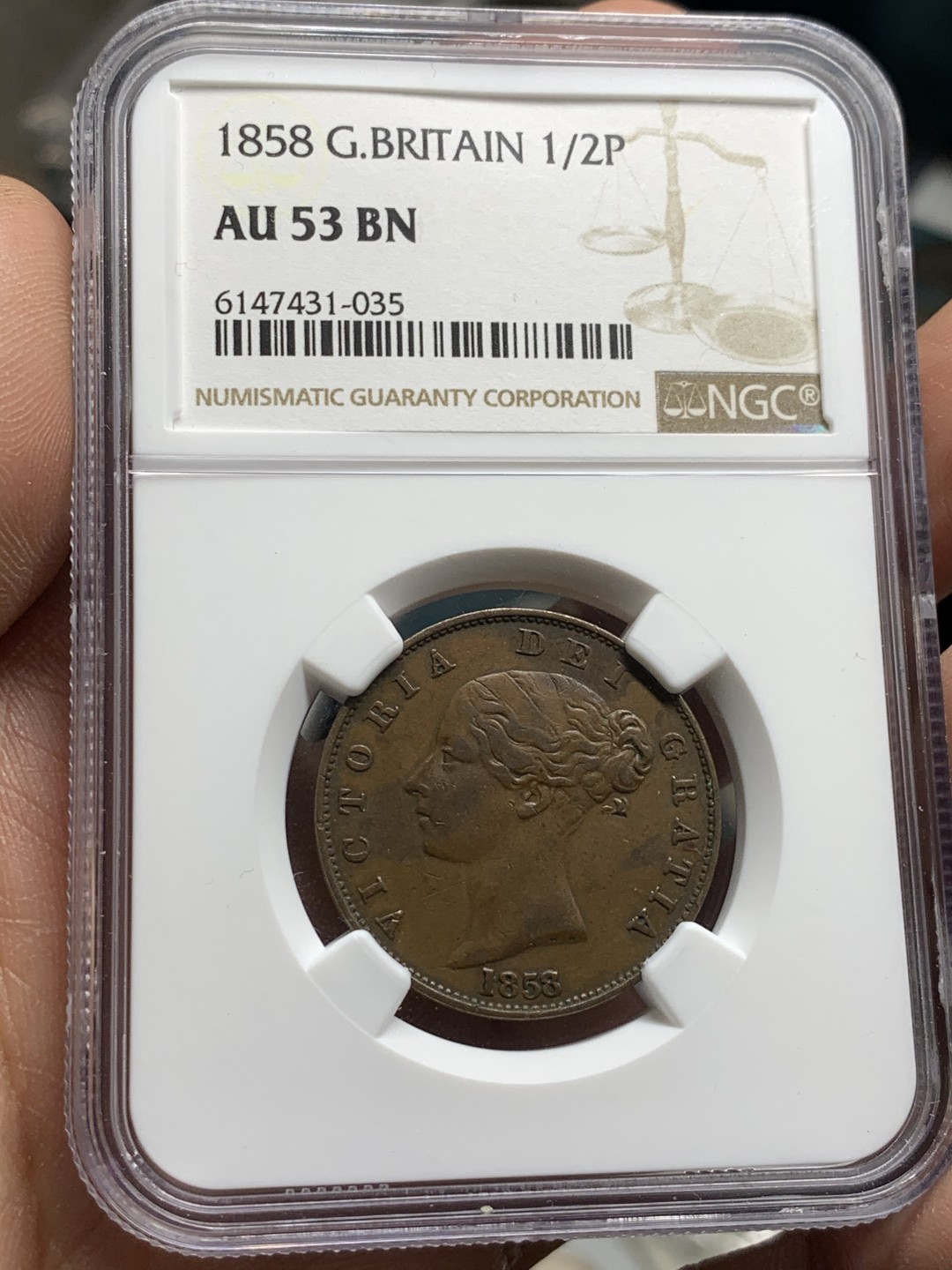 《竞宝斋》第47场-本周日，周一2场连拍（全场不限金额包邮） NGC AU53 英国 1858年 维多利亚女王早期 半便士铜币（应该是1858/7骑字版 没标注）