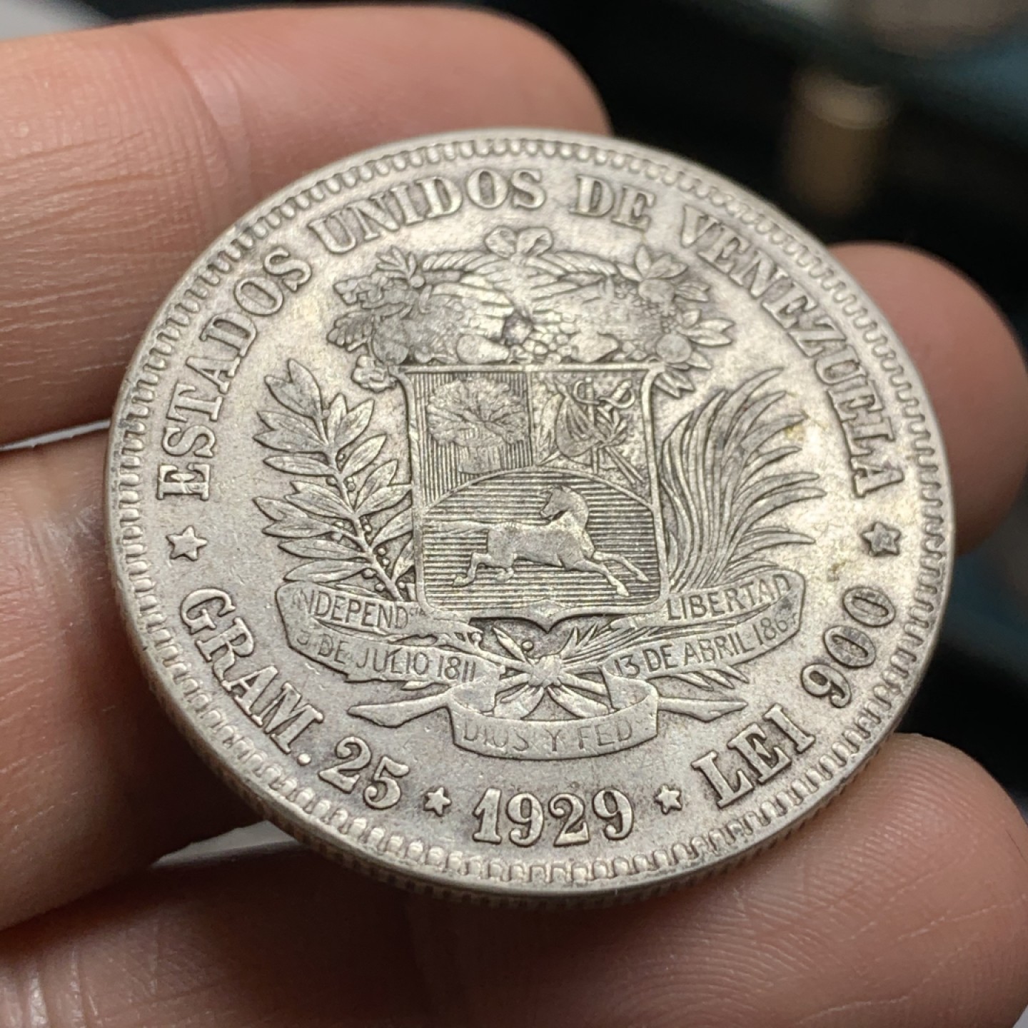 《竞宝斋》第47场-本周日，周一2场连拍（全场不限金额包邮） 委内瑞拉 1929年 西蒙波利瓦 5B 大银币 原味好品 常年的都是35/36年