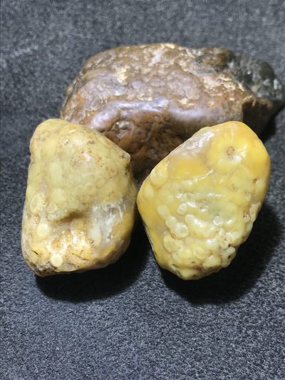 精美戈壁高玉化鱼籽纹筋脉石原石手球一对， - 精美戈壁高玉化鱼籽纹筋脉石原石手球一对，