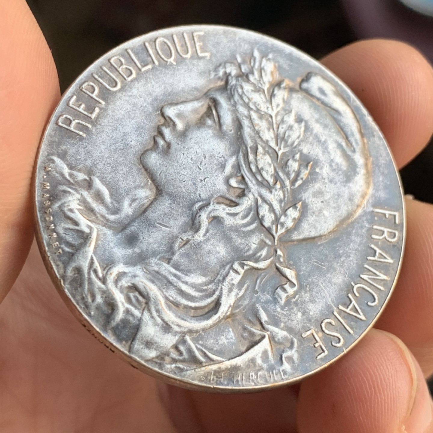 《竞宝斋》第48场-本周日，周一2场连拍（全场不限金额包邮） 法国 玛丽安娜 1936年 镀银铜章 33.5克 40.8mm