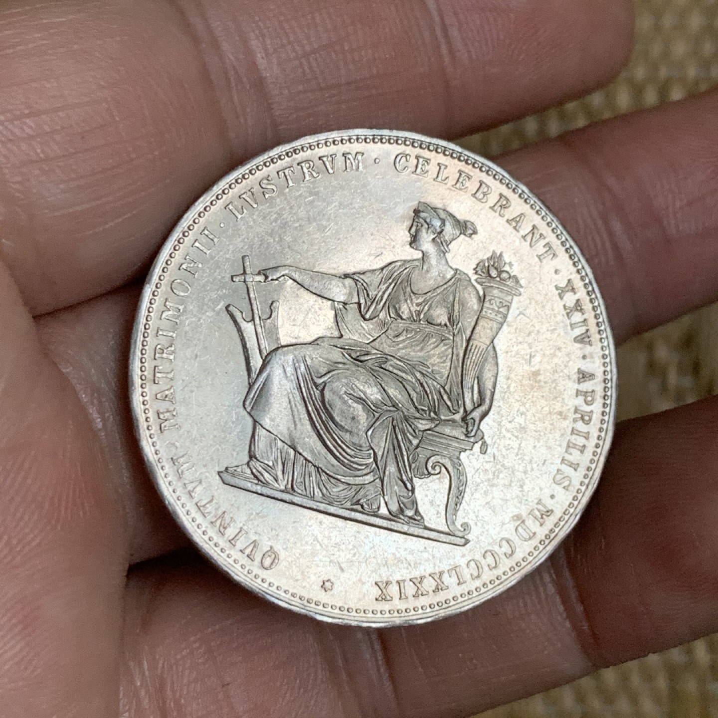 《竞宝斋》第48场-本周日，周一2场连拍（全场不限金额包邮） 奥地利 1879年茜茜公主2盾银币 热门品种 UNC状态镜面底板