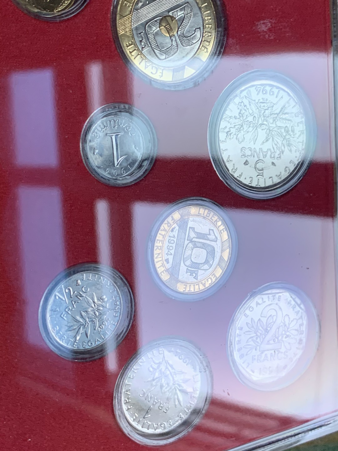 《竞宝斋》第48场-本周日，周一2场连拍（全场不限金额包邮） 法国1994年清年份官方原装套币BU 1分-20法郎共10枚 克劳斯编号MS9