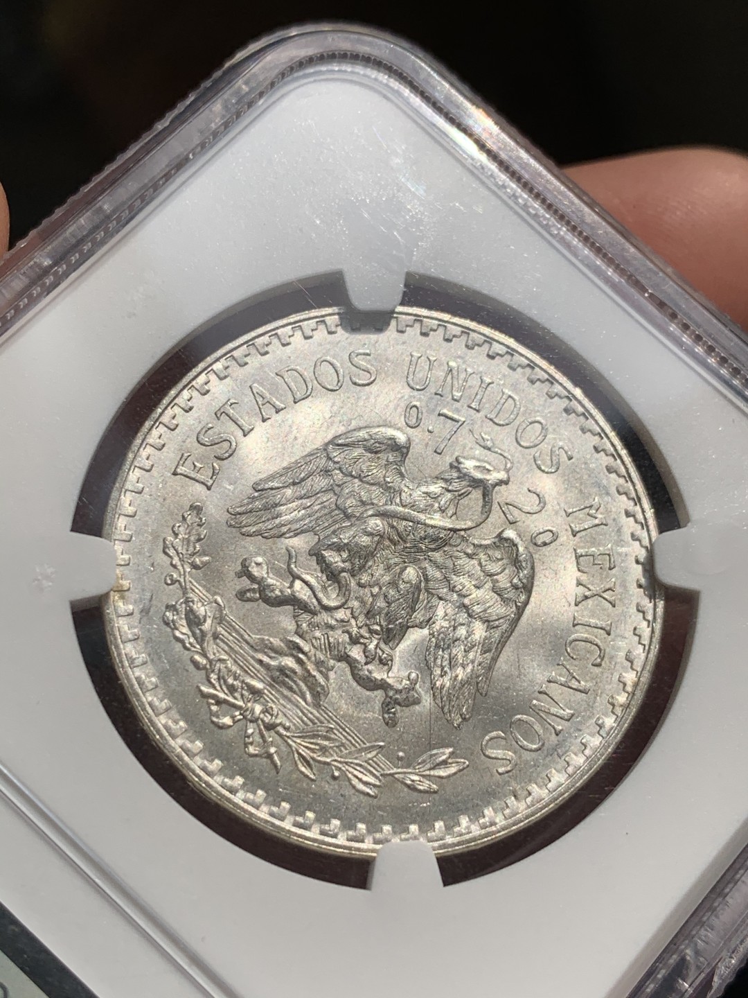 《竞宝斋》第48场-本周日，周一2场连拍（全场不限金额包邮） NGC MS66 1940M 墨西哥1比索银币 银光饱满 羽毛压印极其细腻