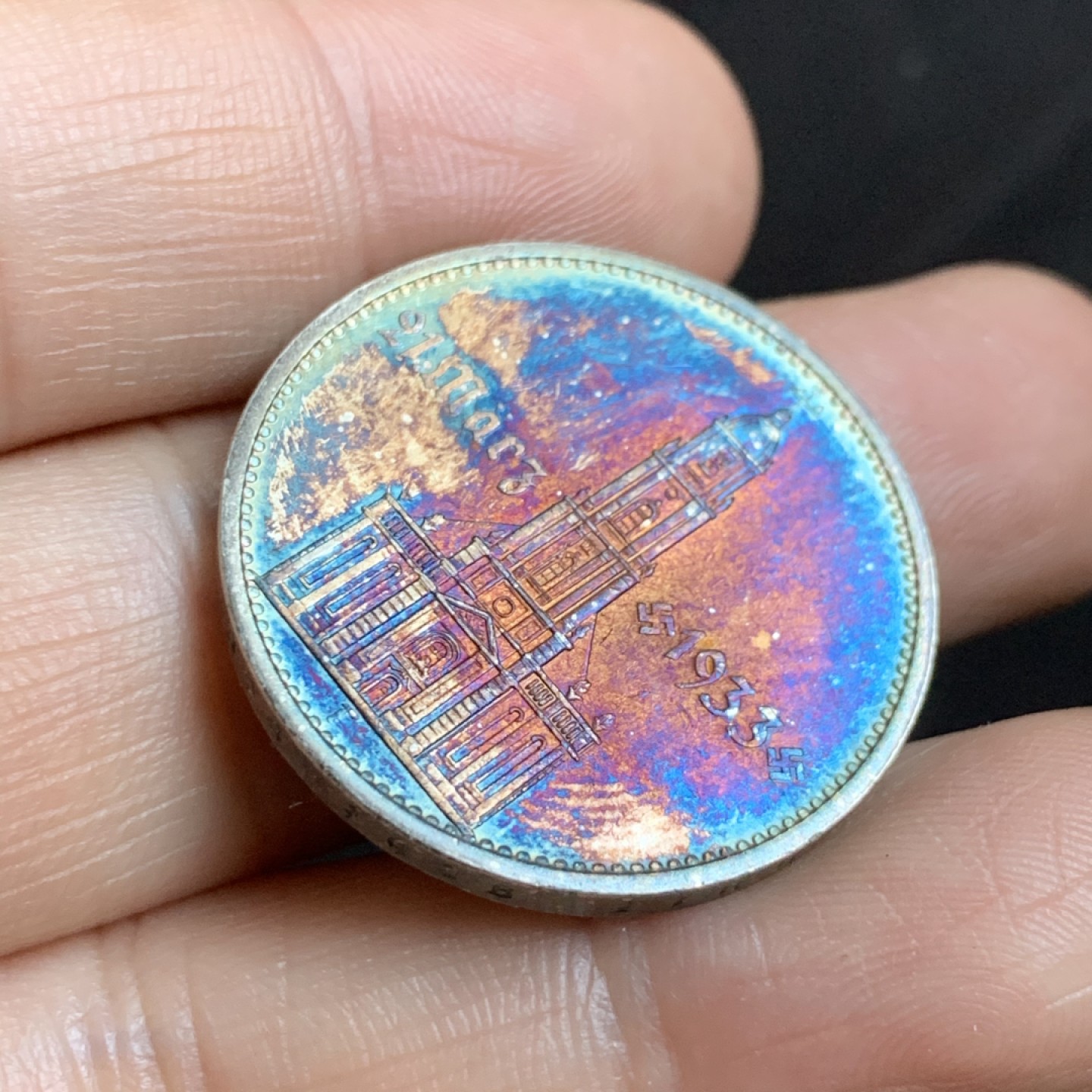 《竞宝斋》第48场-本周日，周一2场连拍（全场不限金额包邮） UNC级好品 德国 1934年 5马克 加字教堂 银币 彩虹包浆，光下看教堂有一种夕阳西下的感觉