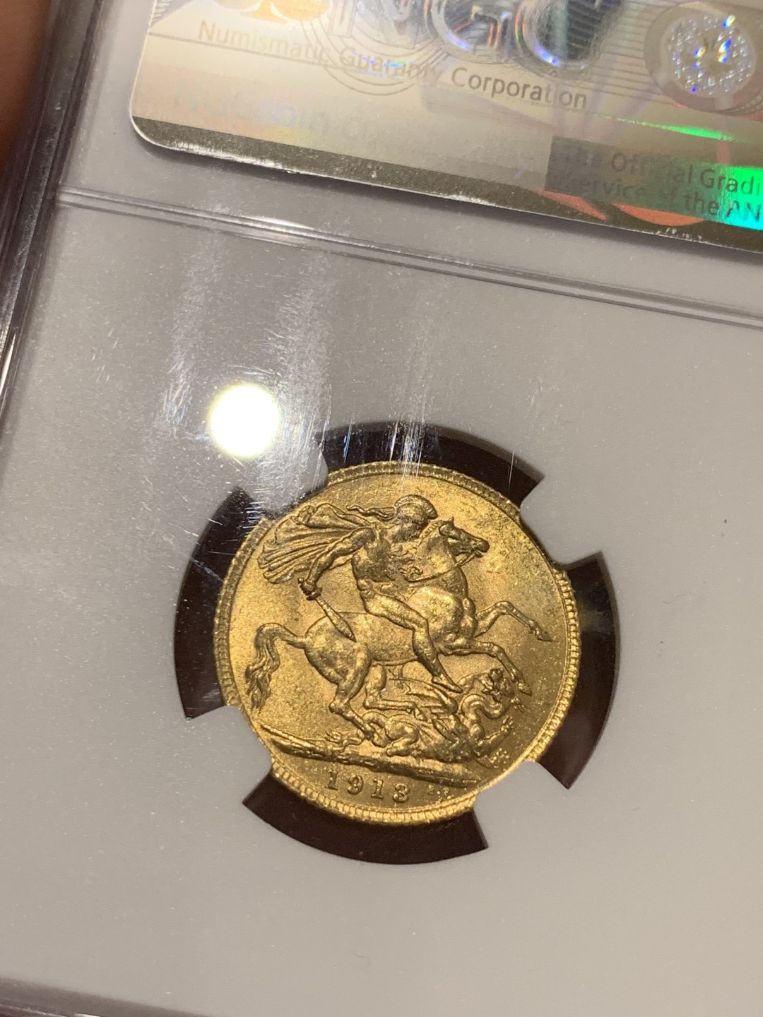 《竞宝斋》第48场-本周日，周一2场连拍（全场不限金额包邮） NGC-MS61 英国 1913年 乔治五世 索维林 8g 金币