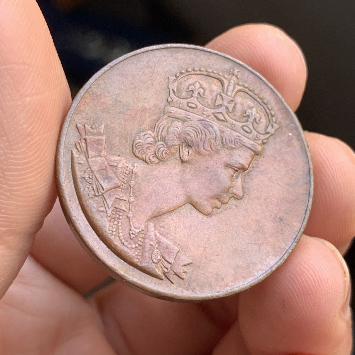 《竞宝斋》第48场-本周日，周一2场连拍（全场不限金额包邮） 加拿大 伊丽莎白 铜章 17.5克 33.52直径