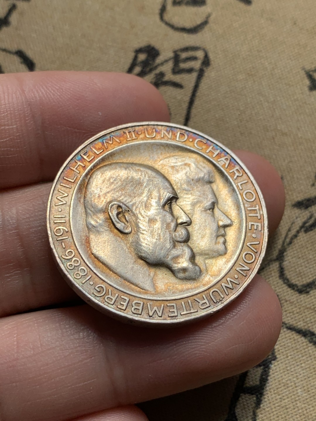 《竞宝斋》第48场-本周日，周一2场连拍（全场不限金额包邮） unc德国1911符腾堡金婚3马克