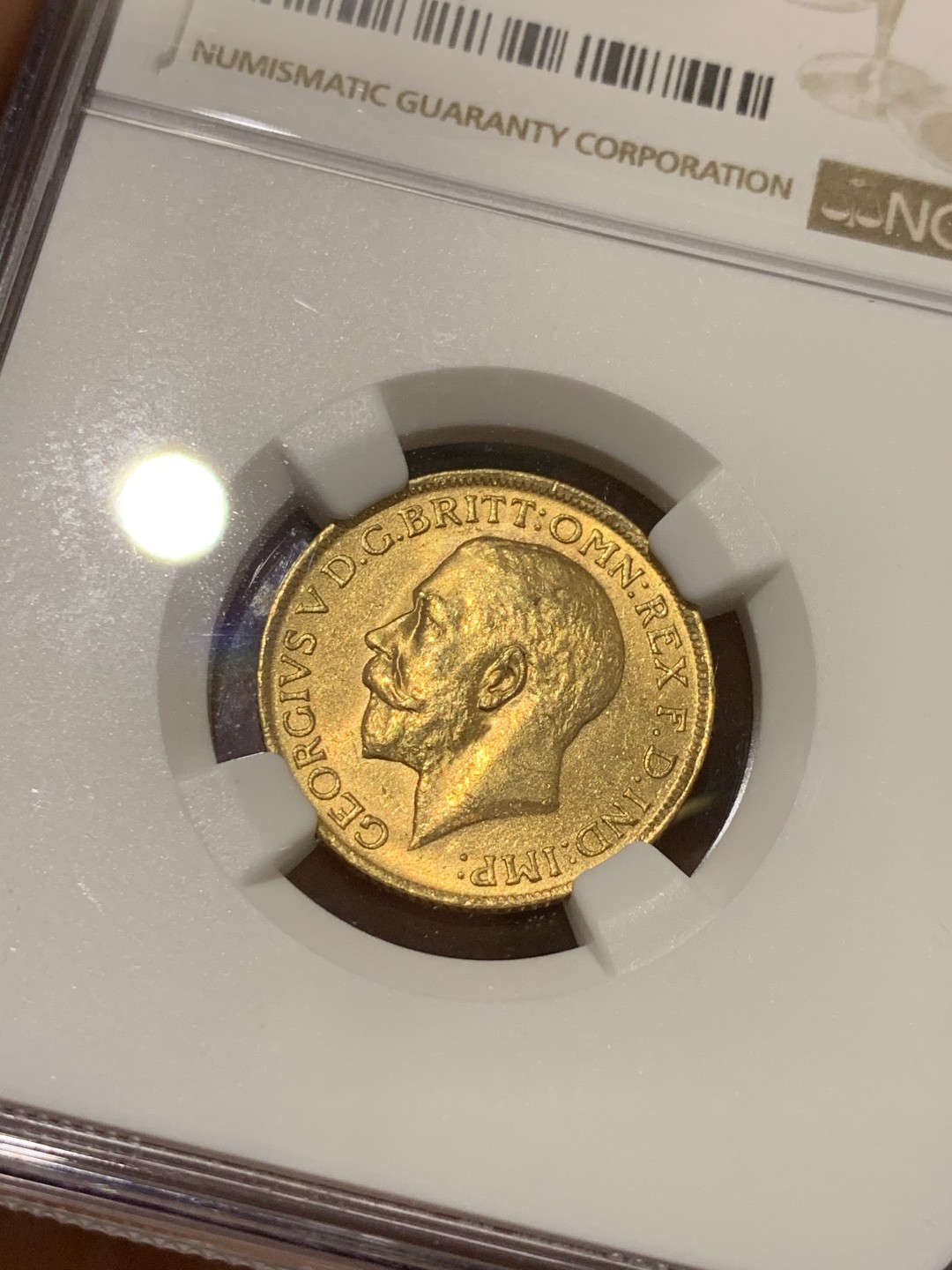 《竞宝斋》第48场-本周日，周一2场连拍（全场不限金额包邮） NGC-MS61 英国 1913年 乔治五世 索维林 8g 金币