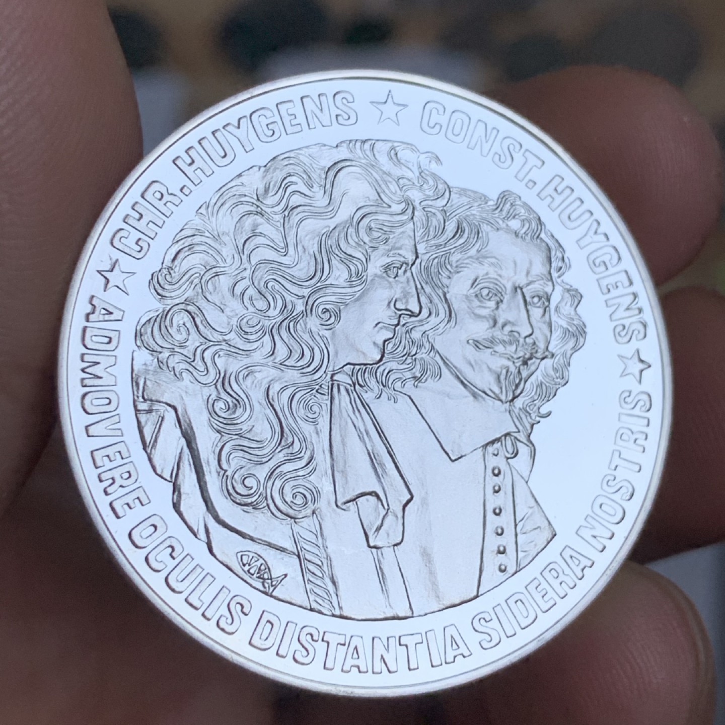 《竞宝斋》第48场-本周日，周一2场连拍（全场不限金额包邮） 荷兰 1989年 25 埃居 康斯坦丁-惠更斯和克里斯蒂安-惠更斯 纪年大银币  25克 925银