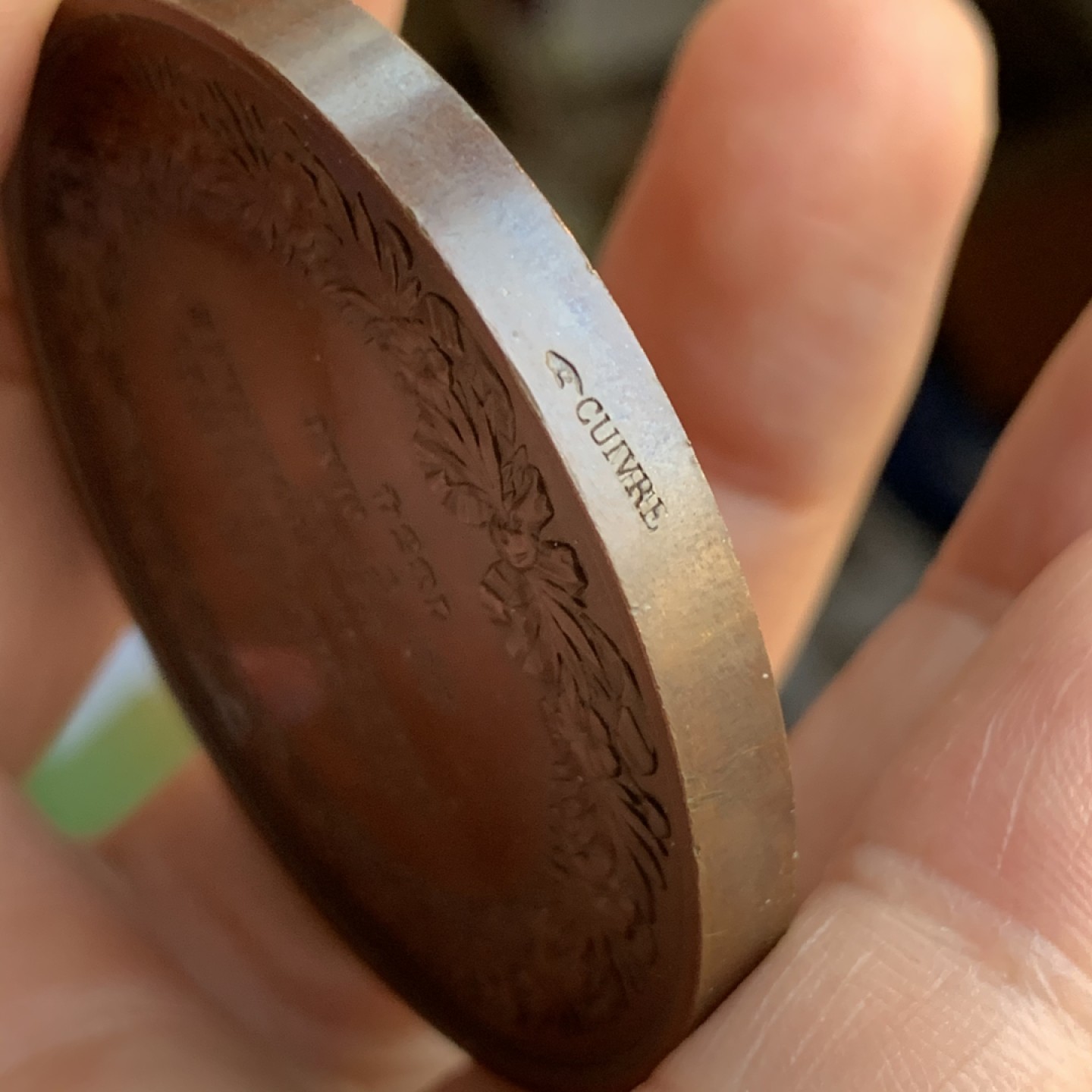 《竞宝斋》第48场-本周日，周一2场连拍（全场不限金额包邮） 法国 1854年 拿三 大铜章 巧克力包浆 难得状态 65.5克 50.6直径 