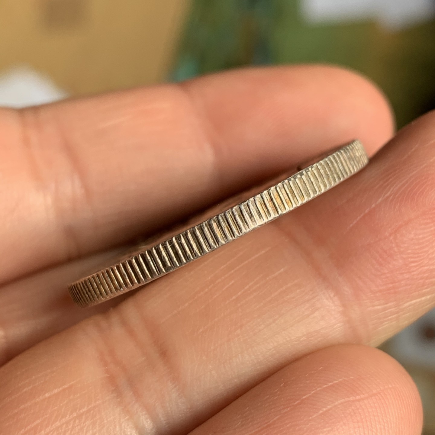 《竞宝斋》第48场-本周日，周一2场连拍（全场不限金额包邮） 巴西1907年2000R女神银币 环五彩转光