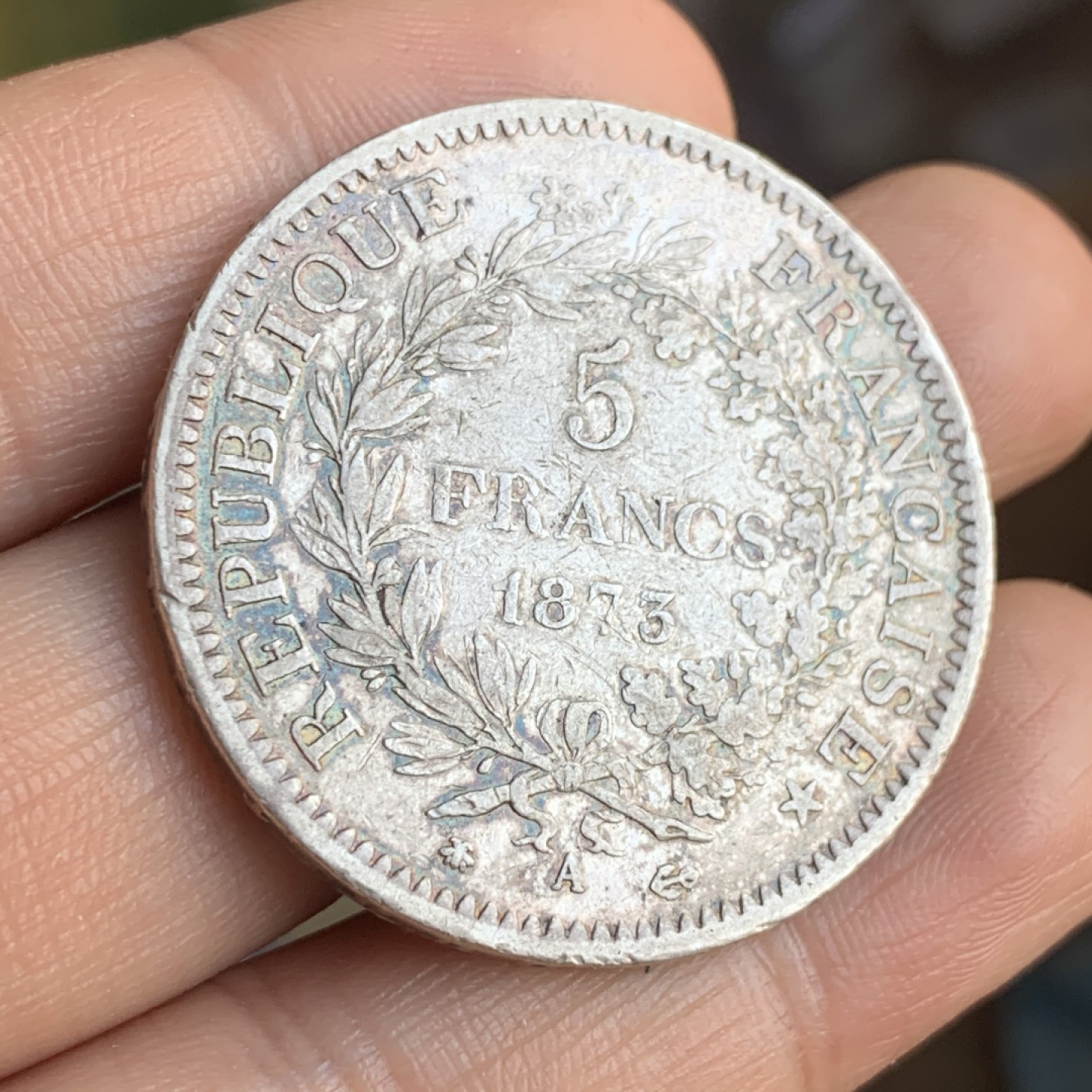 《竞宝斋》第48场-本周日，周一2场连拍（全场不限金额包邮） 法国 1873年 深彩 大力神 5法郎 大银币 边有一焊点