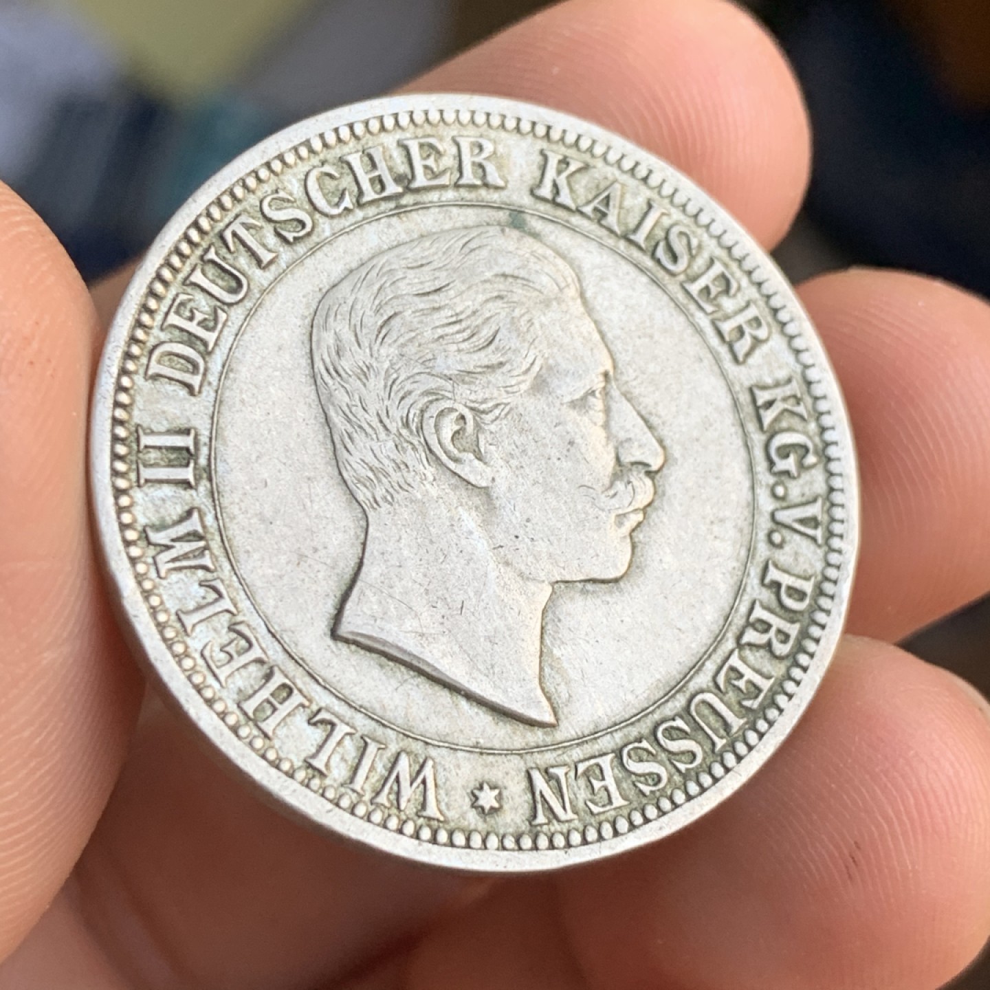 《竞宝斋》第48场-本周日，周一2场连拍（全场不限金额包邮） 德国 普鲁士威二章 15克 33.4直径 材质不明