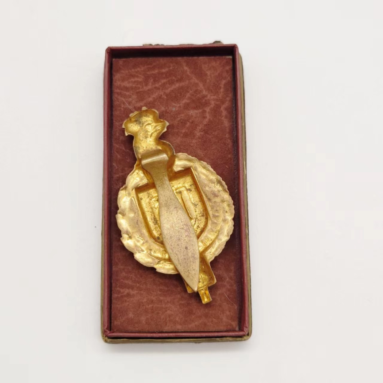 勋章奖章交易所04月17日拍卖 法国议员徽章