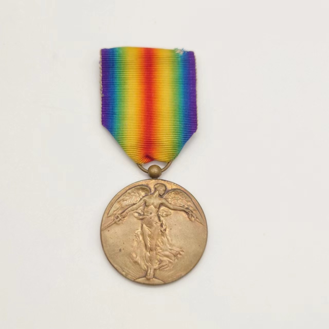 勋章奖章交易所04月17日拍卖 比利时一战胜利奖章