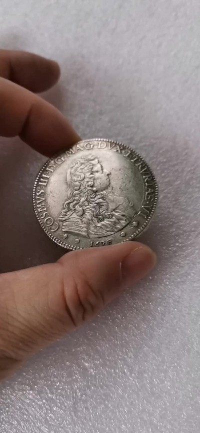 意大利1678年佛罗伦萨科西莫三世·德·美第奇大银币
