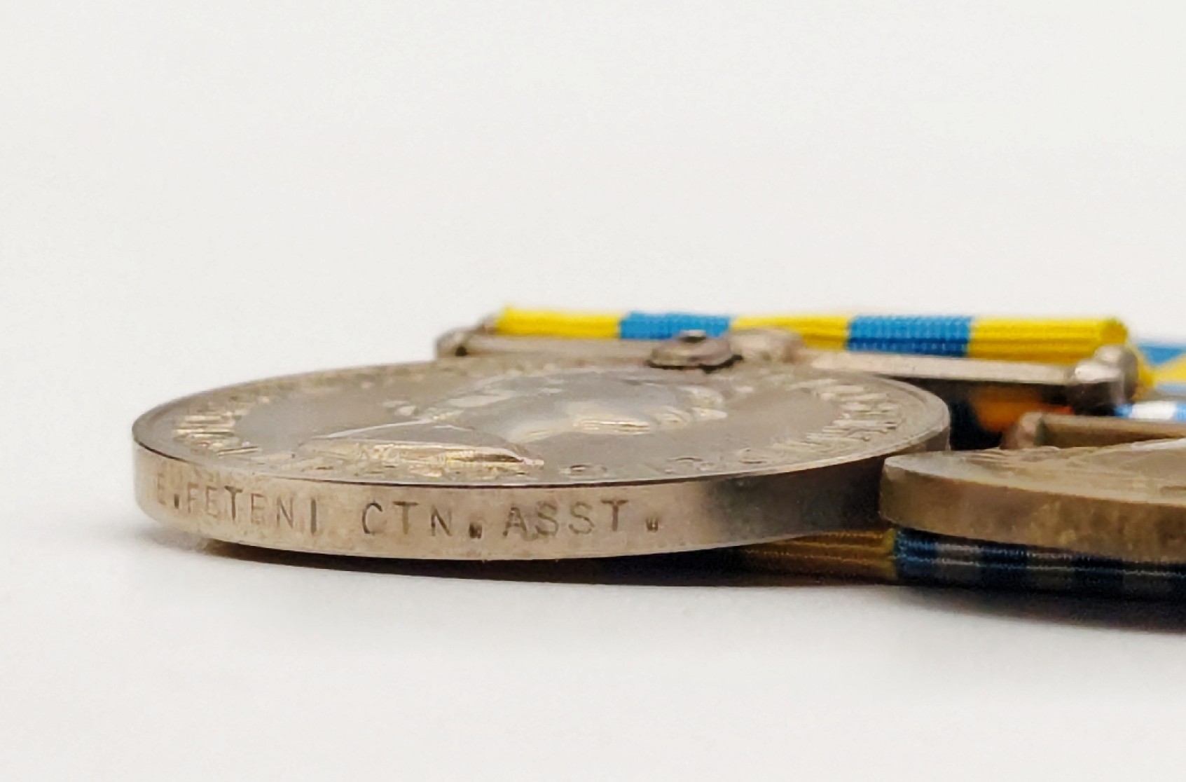 勋章奖章交易所04月17日拍卖 英国朝鲜战争奖章联排