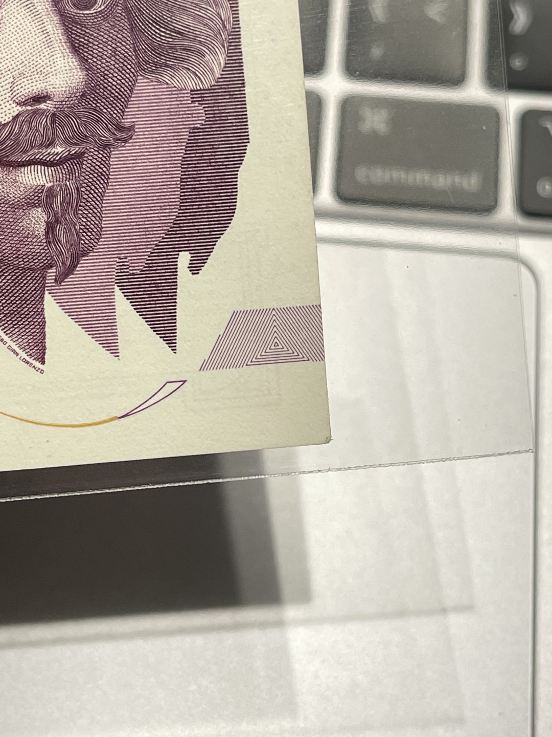 《外钞收藏家》第一百七十五期拍卖 1992年意大利5万里拉 全新 角稍微有点钝