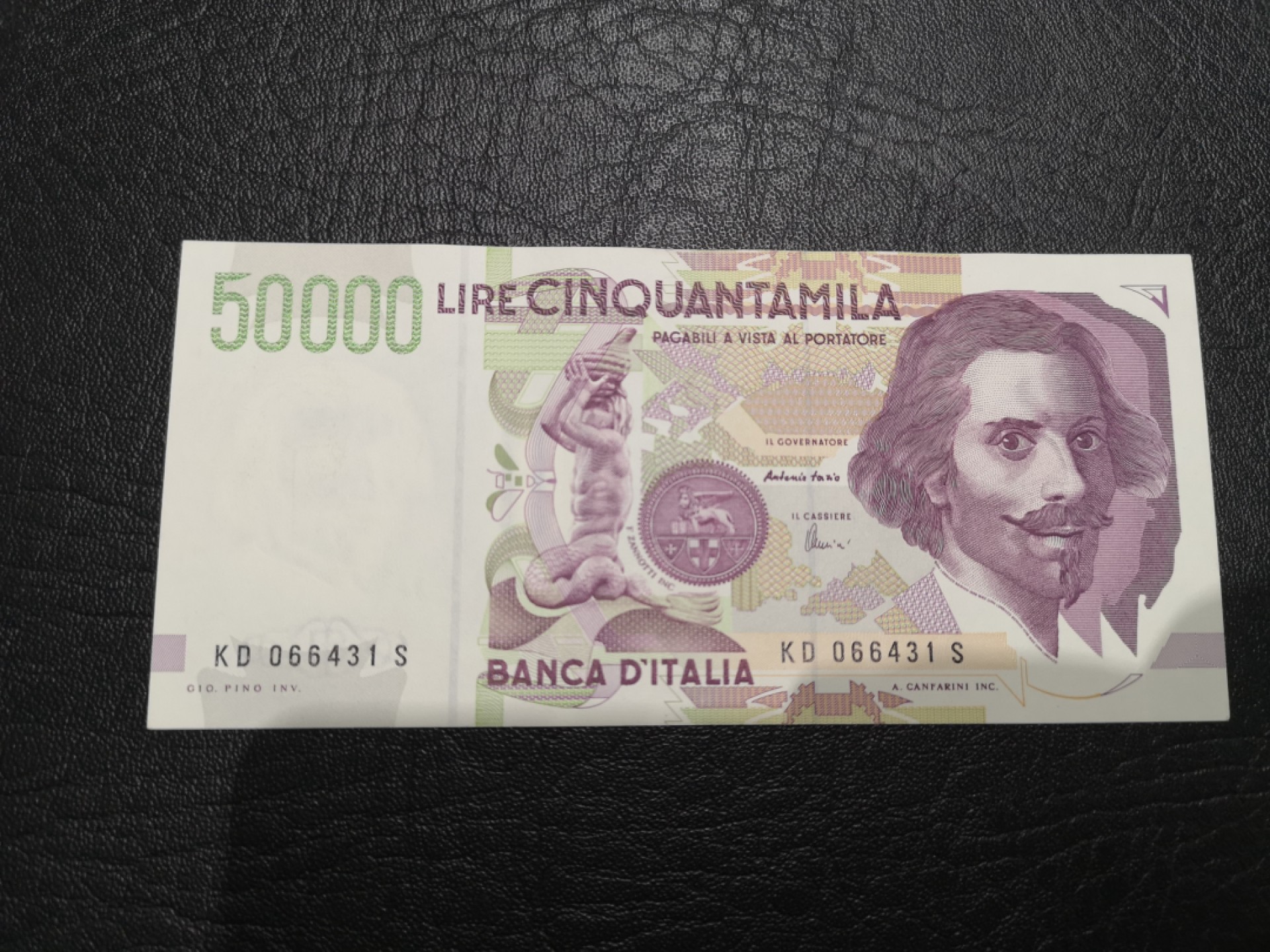 《外钞收藏家》第一百七十五期拍卖 1992年意大利5万里拉 全新 角稍微有点钝