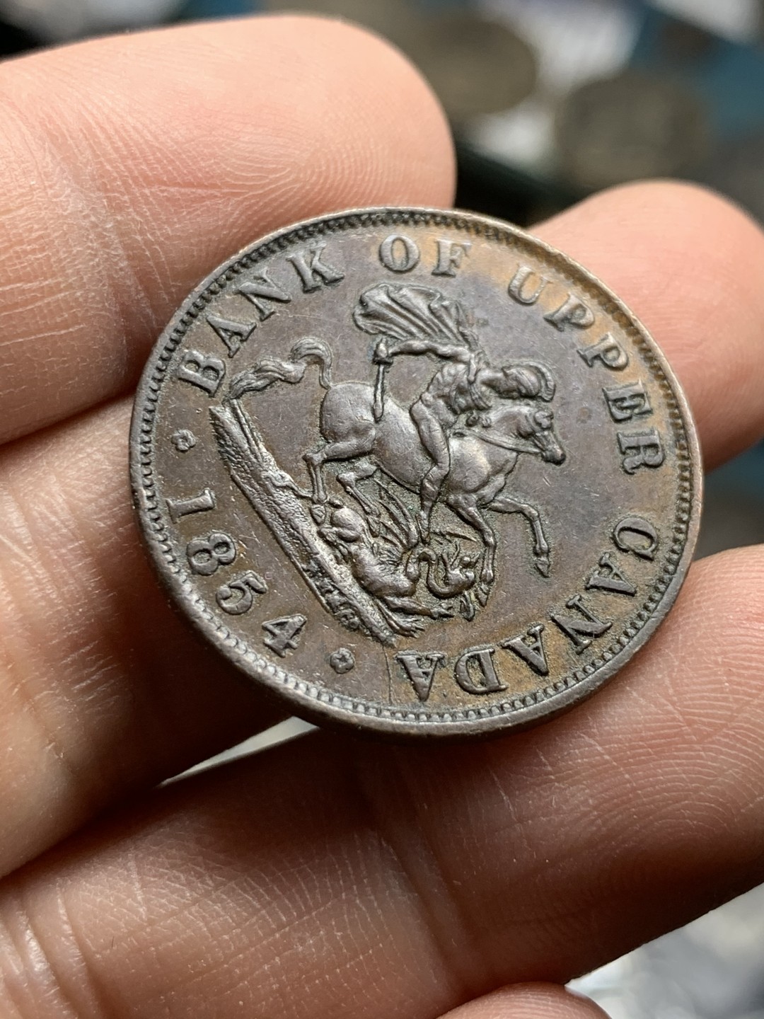 《竞宝斋》第49场-本周日，周一2场连拍（全场不限金额包邮） 上加拿大1854年马剑半便士代用铜币一枚