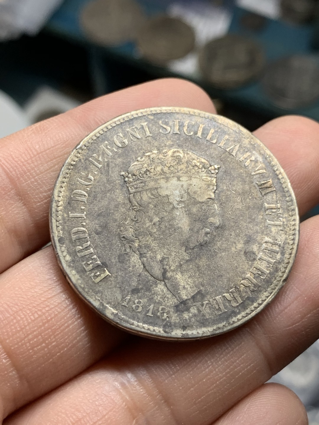 《竞宝斋》第49场-本周日，周一2场连拍（全场不限金额包邮） 1818年意大利两西西里王国波旁王朝费迪南多一世120G原味  大银币