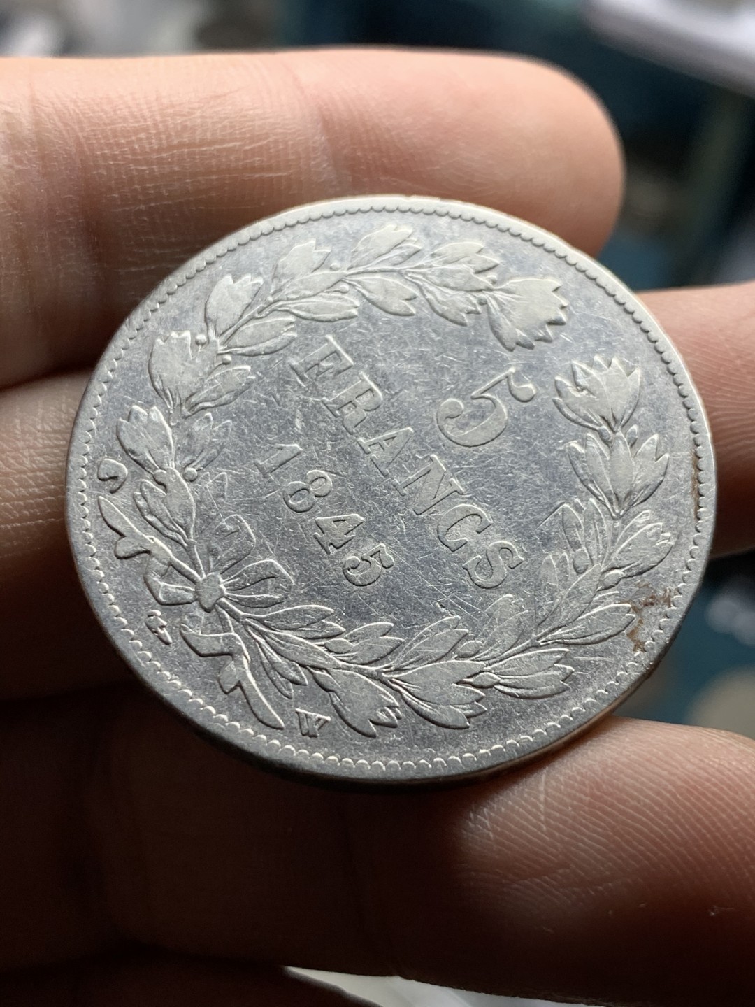 《竞宝斋》第49场-本周日，周一2场连拍（全场不限金额包邮） 1845年法国菲利普斯一世5法郎银币