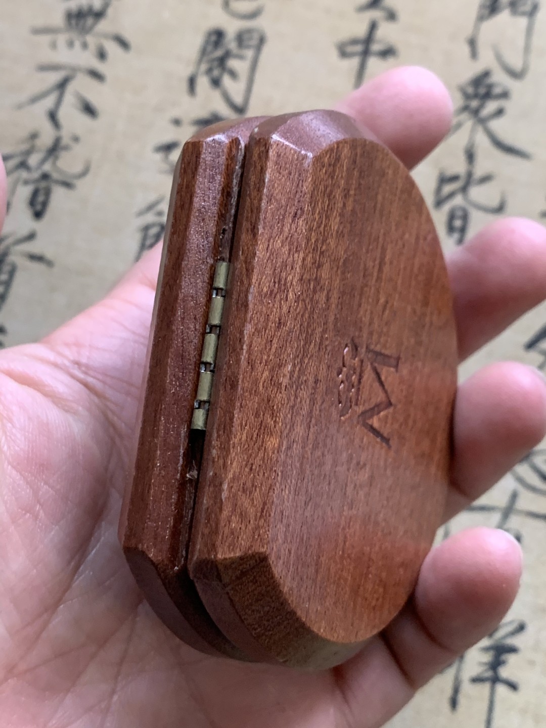 《竞宝斋》第49场-本周日，周一2场连拍（全场不限金额包邮） 原盒证书 西班牙 2002年 冬奥会 10欧元 精制大银币