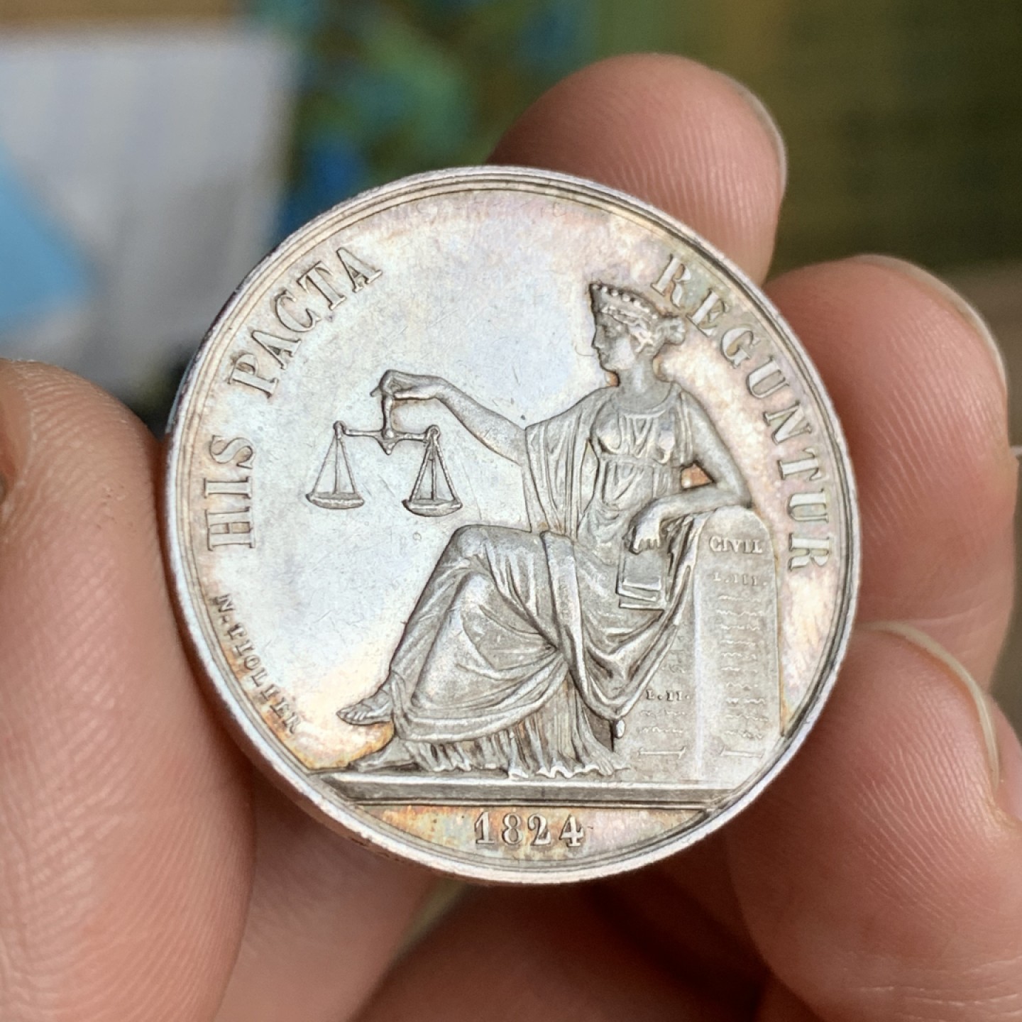 《竞宝斋》第49场-本周日，周一2场连拍（全场不限金额包邮） 淡彩包浆 法国1824 兰斯区公证人 圆形银质代币 30.3直径 11.5克 蜜蜂边铭 银标 细节非常的好