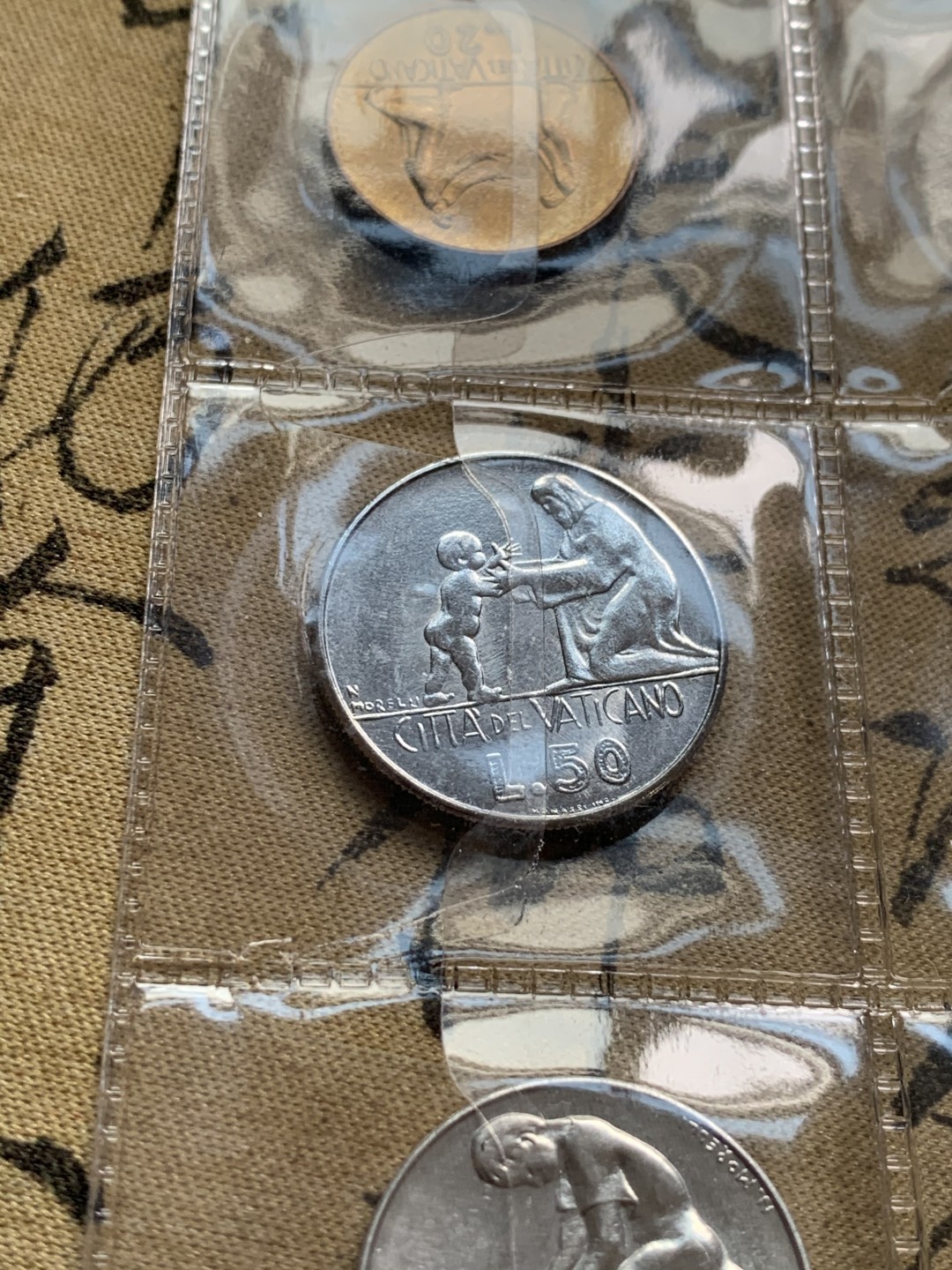 《竞宝斋》第49场-本周日，周一2场连拍（全场不限金额包邮） 梵蒂冈1976年8枚套和1978年7枚套，2枚500里拉为银币