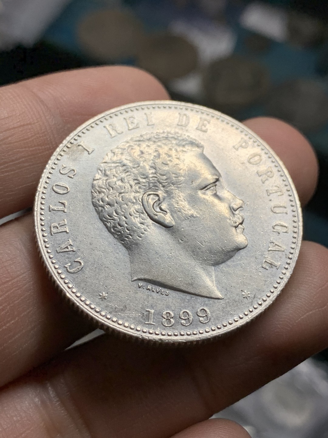 《竞宝斋》第49场-本周日，周一2场连拍（全场不限金额包邮） 葡萄牙 1899年 1000瑞斯 大银币 24.8克 主币  头发还非常的清晰
