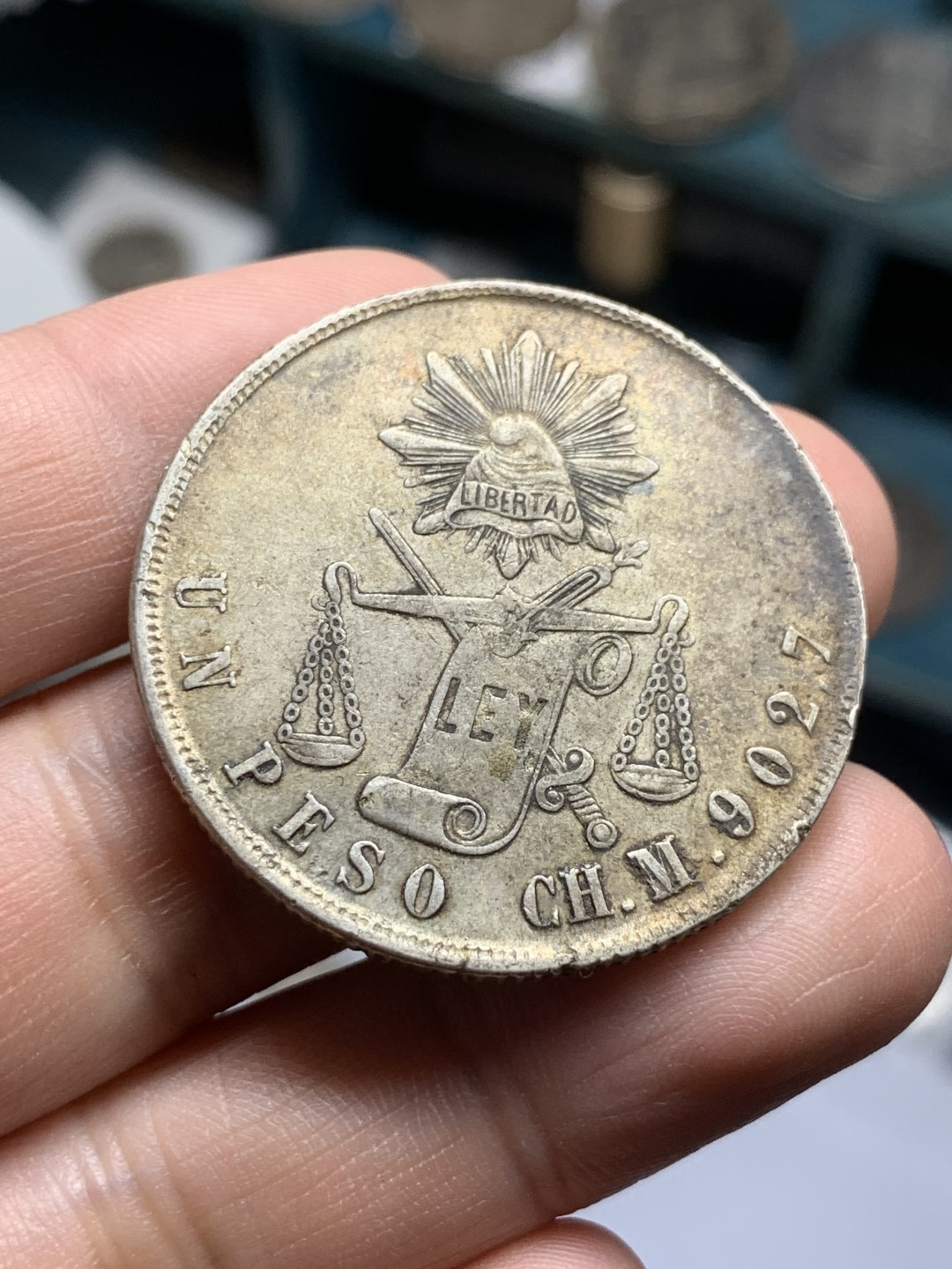 《竞宝斋》第49场-本周日，周一2场连拍（全场不限金额包邮） 墨西哥 1872年 CH M 吉娃娃厂 天平鹰洋 少见的版式和厂名 味道也是一流 难得