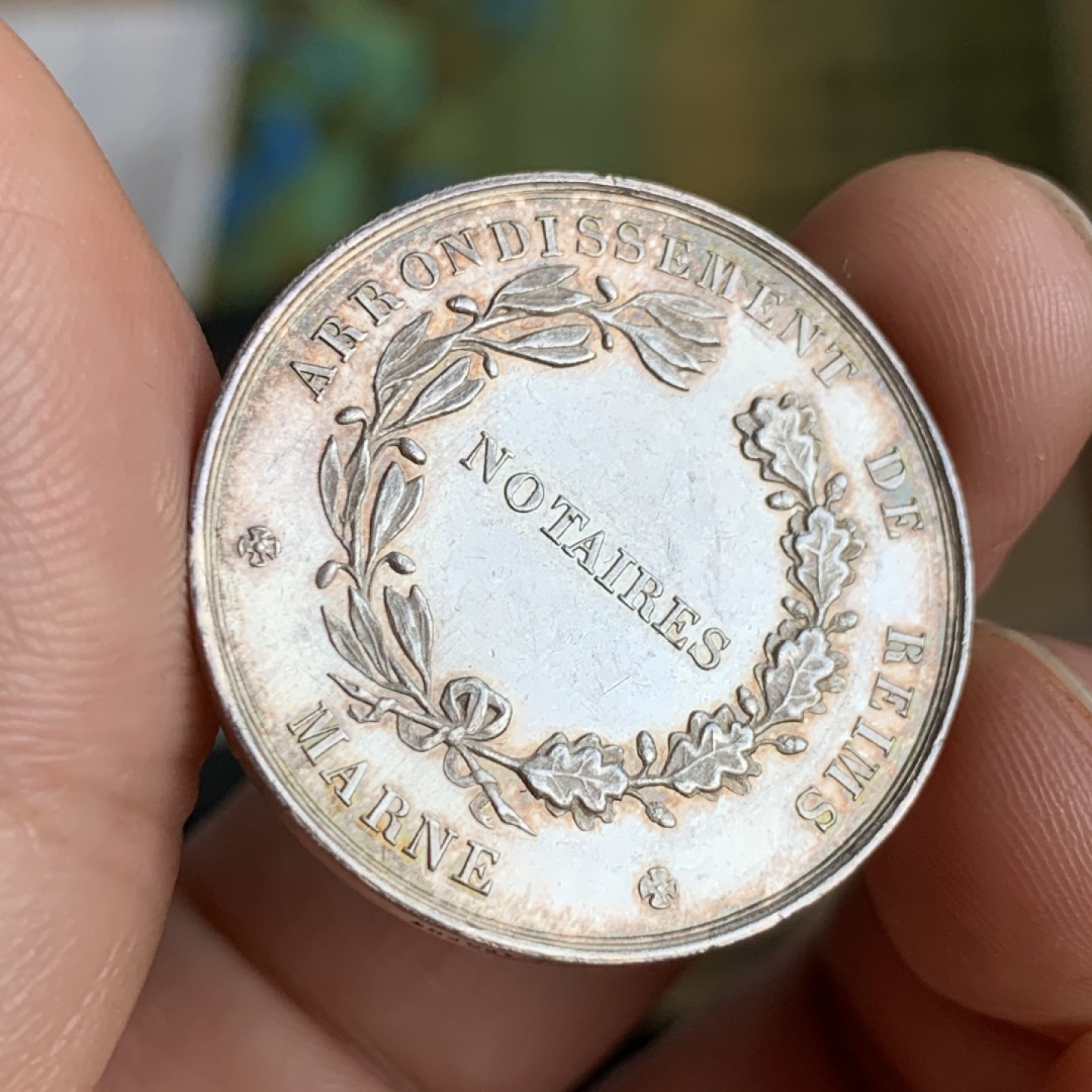 《竞宝斋》第49场-本周日，周一2场连拍（全场不限金额包邮） 淡彩包浆 法国1824 兰斯区公证人 圆形银质代币 30.3直径 11.5克 蜜蜂边铭 银标 细节非常的好