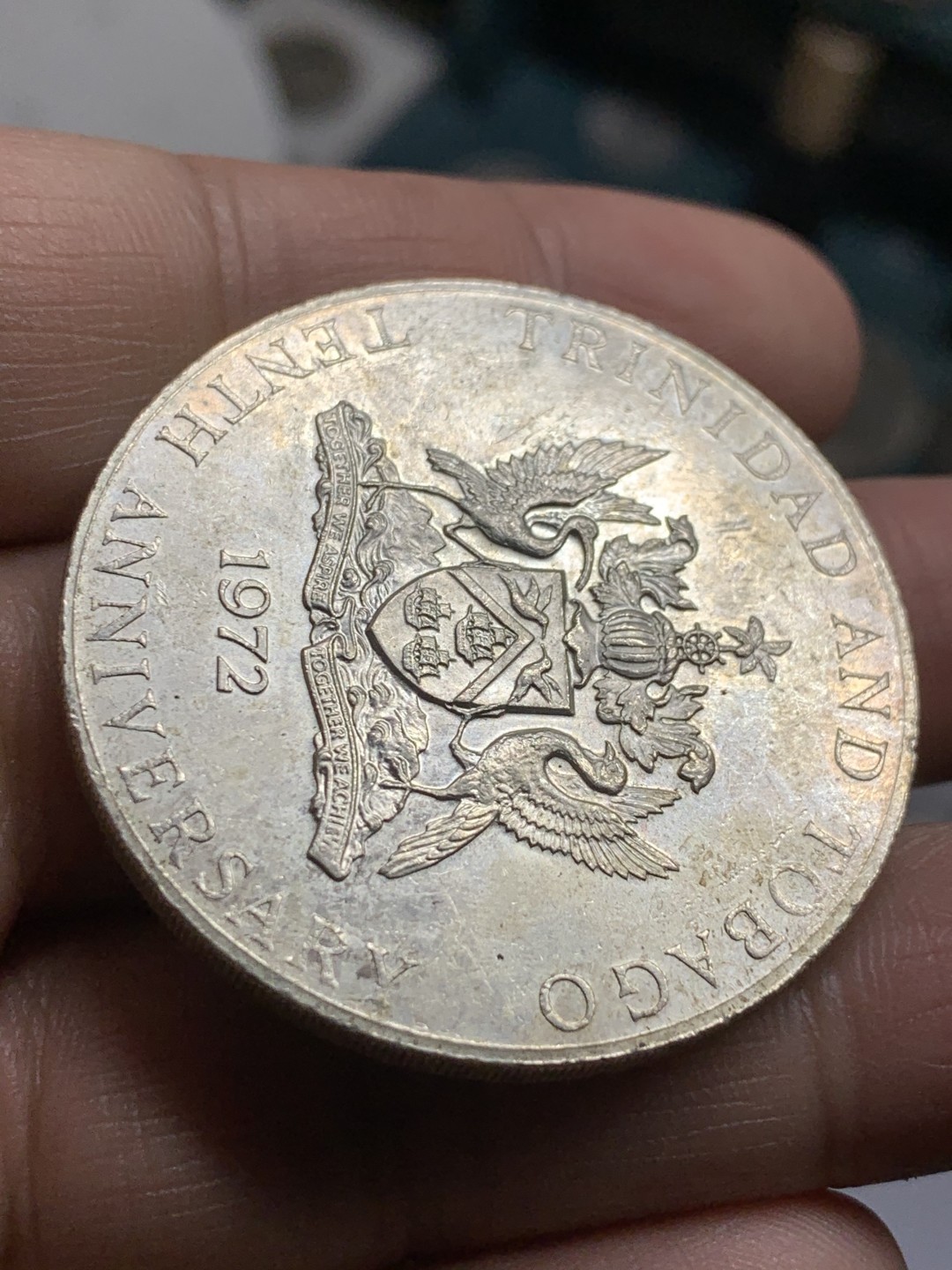 《竞宝斋》第49场-本周日，周一2场连拍（全场不限金额包邮） 特立尼亚多巴哥1972年帆船盾徽 10元 原光大银币 35.5克