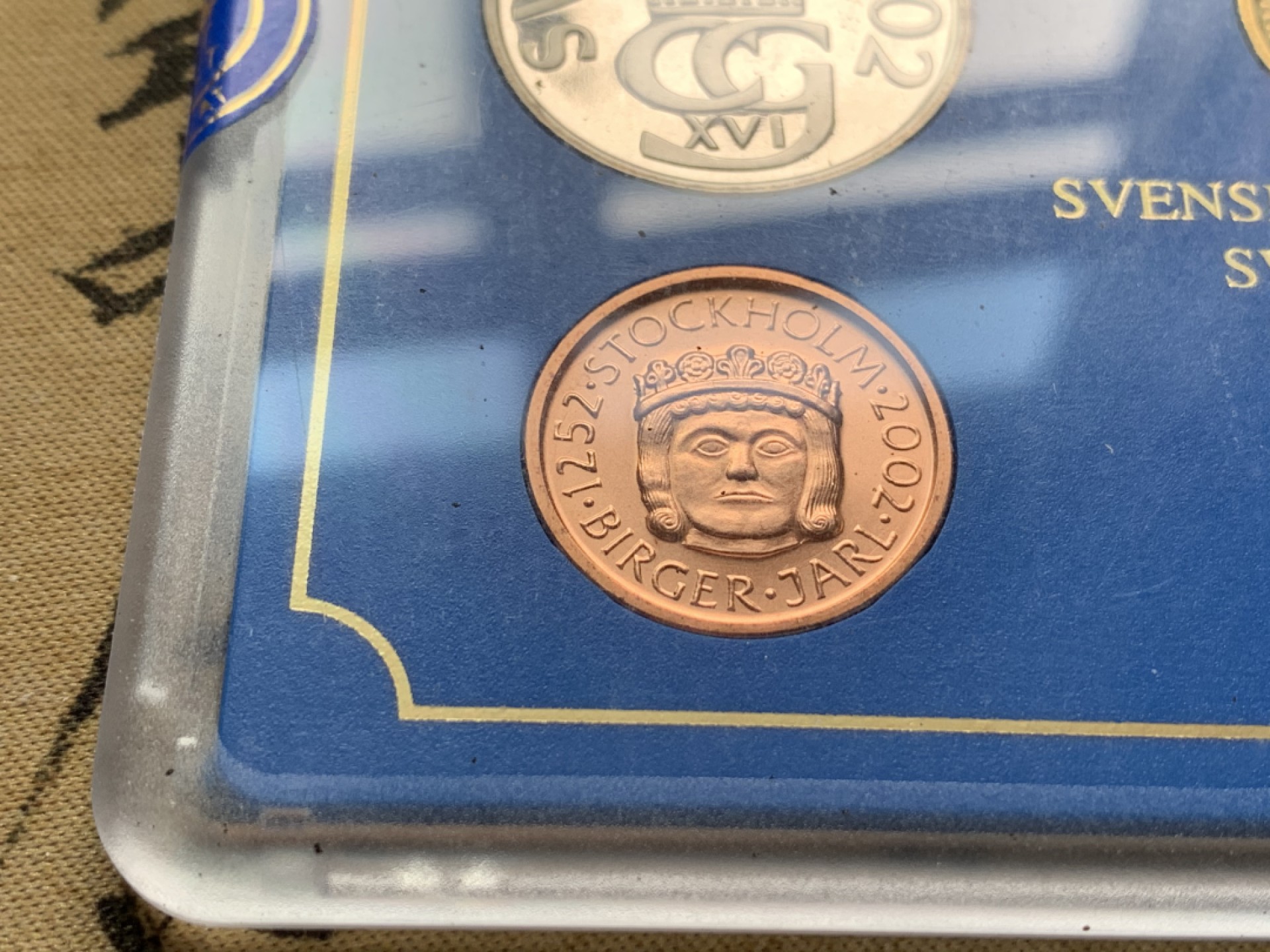 《竞宝斋》第49场-本周日，周一2场连拍（全场不限金额包邮） 瑞典2002年封装5枚套币一套